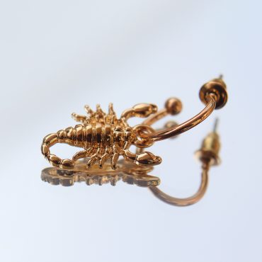 mono-boucle-scorpion-eva-sovage-bijoux